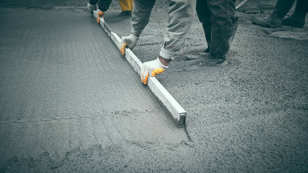 Best Driveways & Floors  in Wolcott, IN